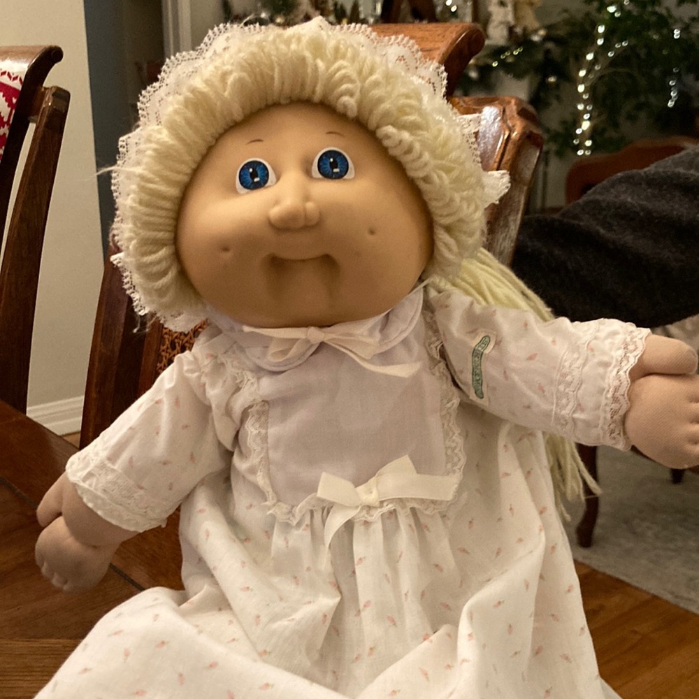 Original 1984 Cabbage Patch doll with official Cabbage Patch Kids Dress & Bonnet